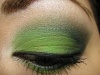 Зелёные тени - одна из тенденций Новогоднего макияжа 2012